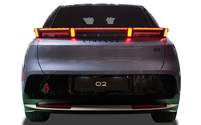 lynk-co 02 posteriore